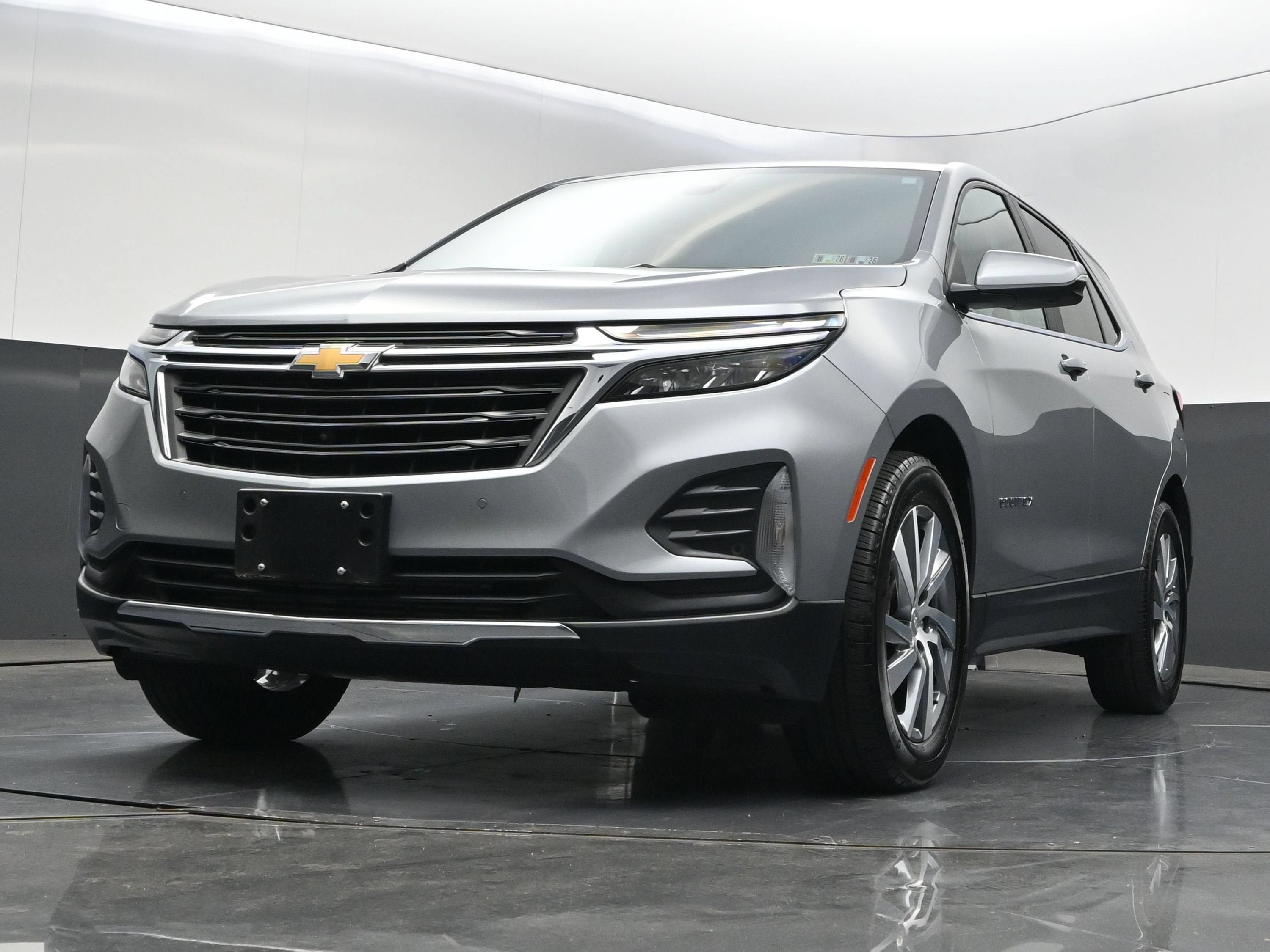 Used 2024 Chevrolet Equinox LT FWD image 37