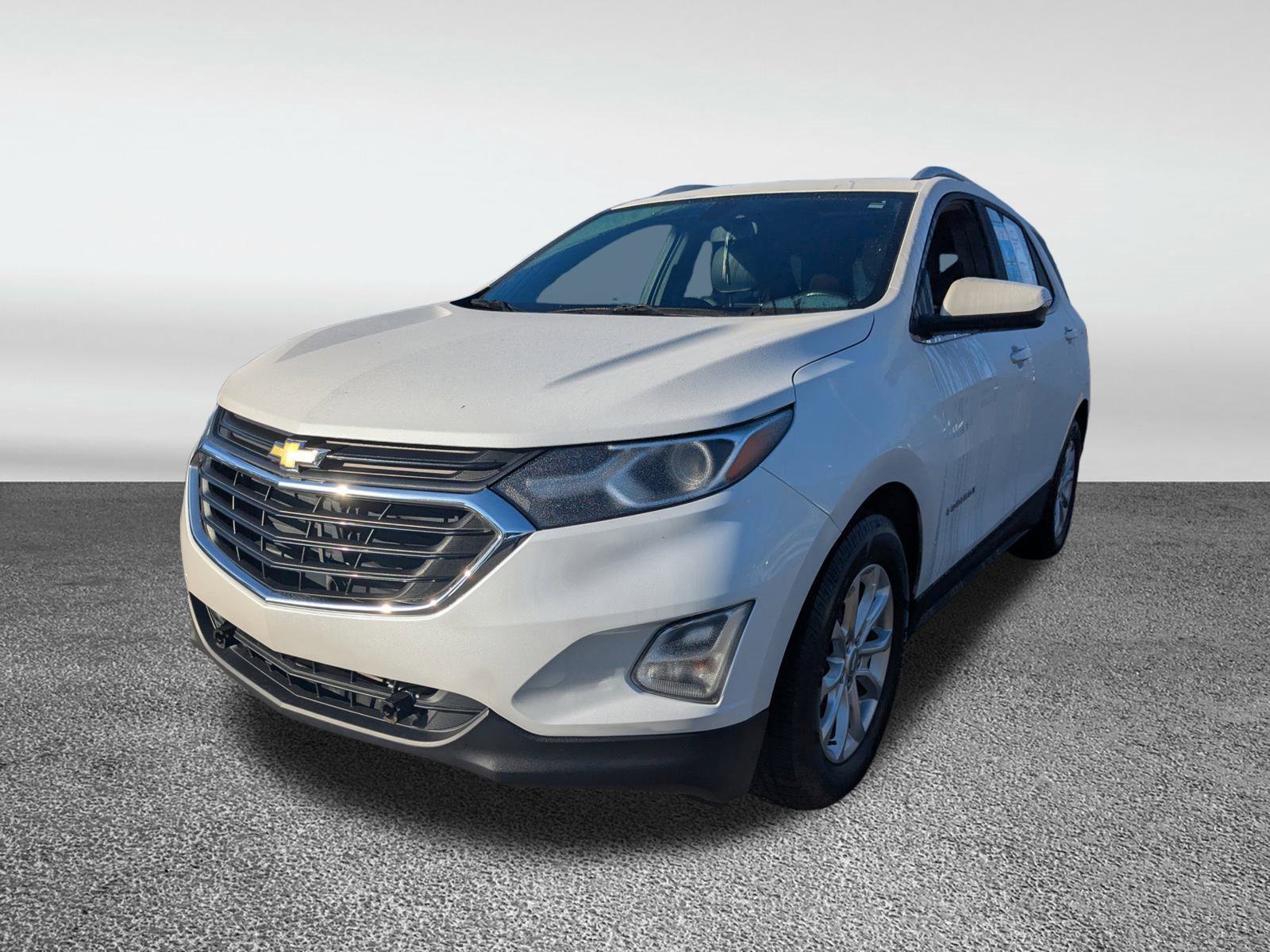 Used 2018 Chevrolet Equinox LT w/ Sun & Infotainment Package image 14
