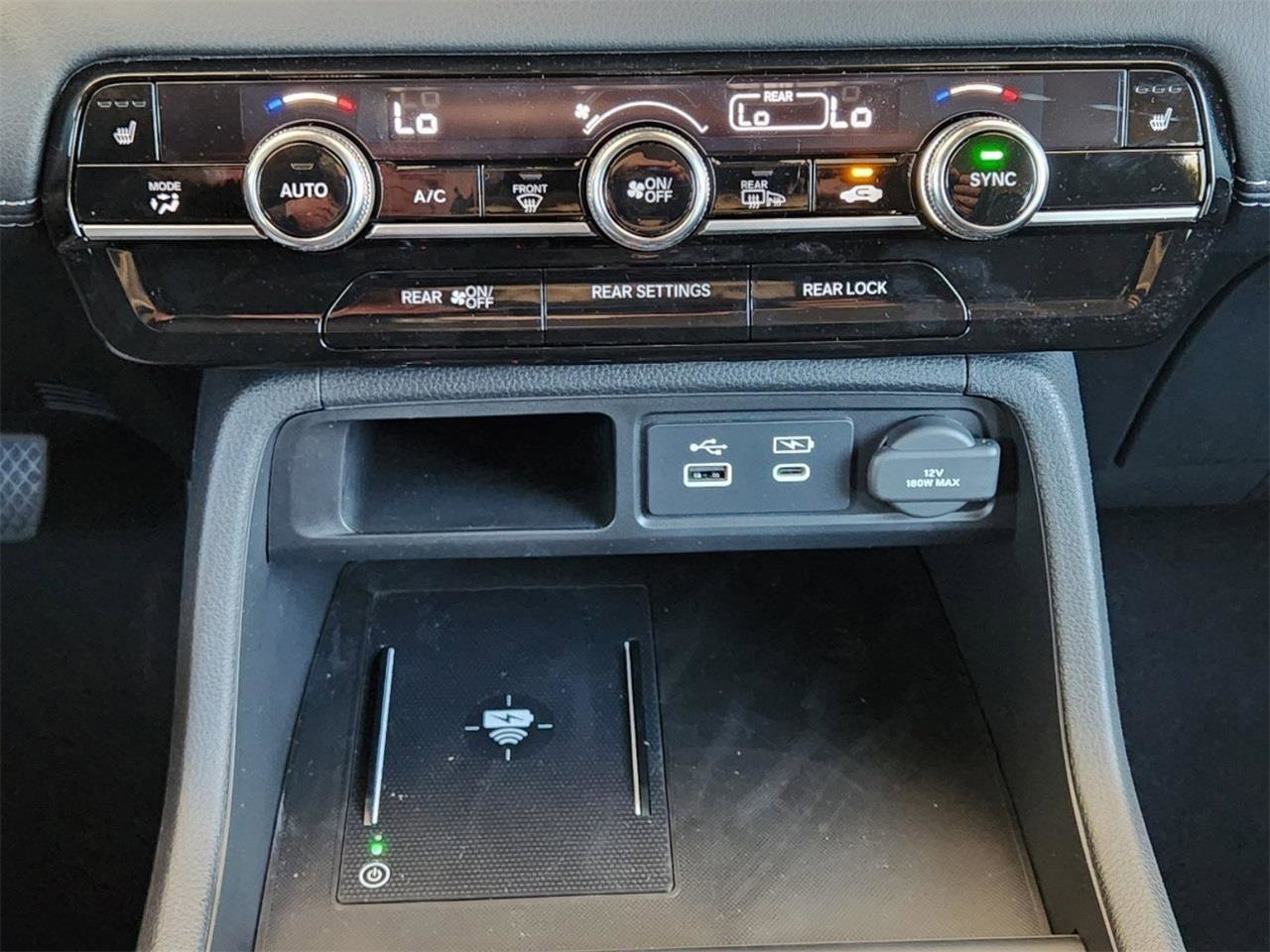 New 2025 Honda Pilot Touring image 15