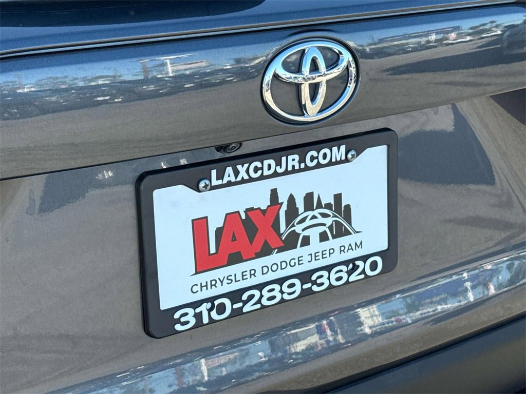 Used 2024 Toyota RAV4 LE image 5