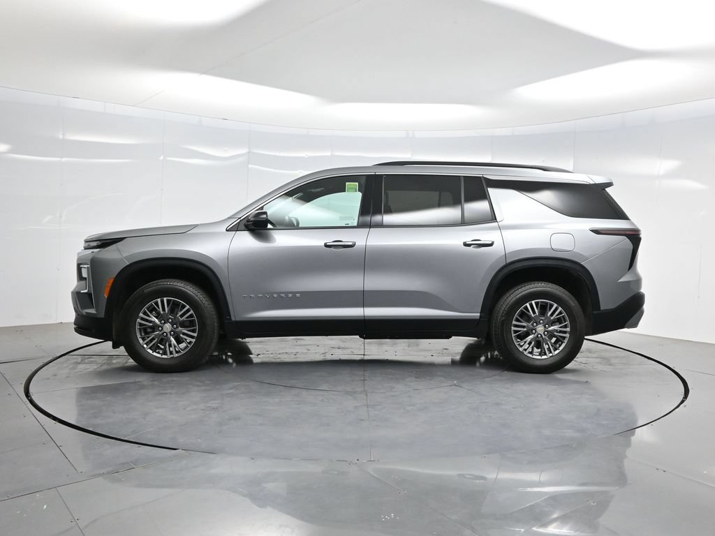 Used 2025 Chevrolet Traverse LT AWD/4WD image 40