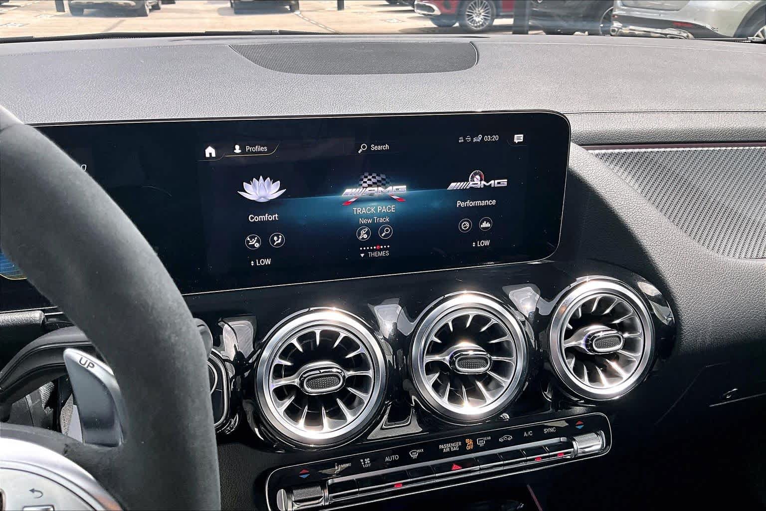 Certified 2023 Mercedes-Benz GLA 45 AMG 4MATIC image 34
