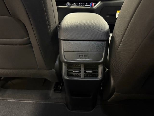 New 2026 Chevrolet Equinox LT image 16