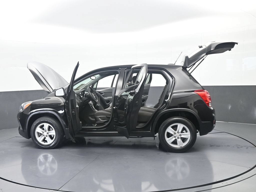 Used 2022 Chevrolet Trax LS AWD/4WD image 66