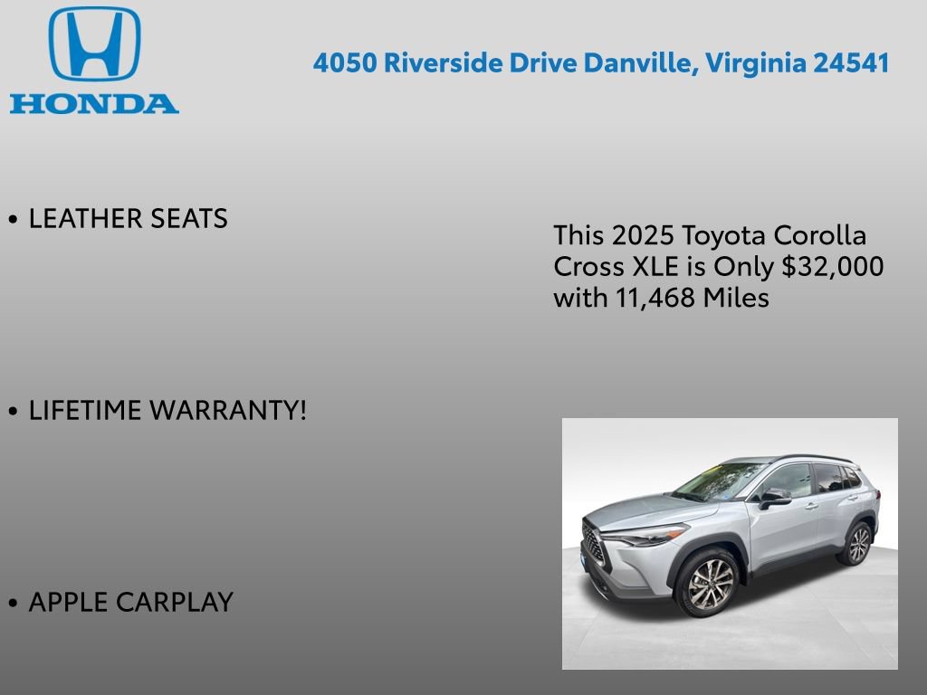 Used 2025 Toyota Corolla Cross XLE FWD image 12