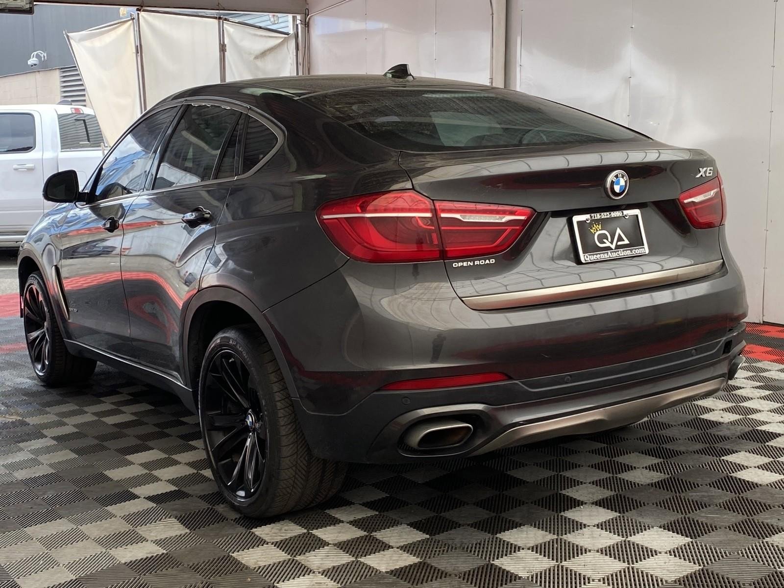 Used 2019 BMW X6 xDrive35i w/ Premium Package image 3