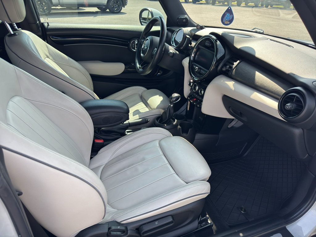 Used 2018 MINI Cooper S FWD image 18