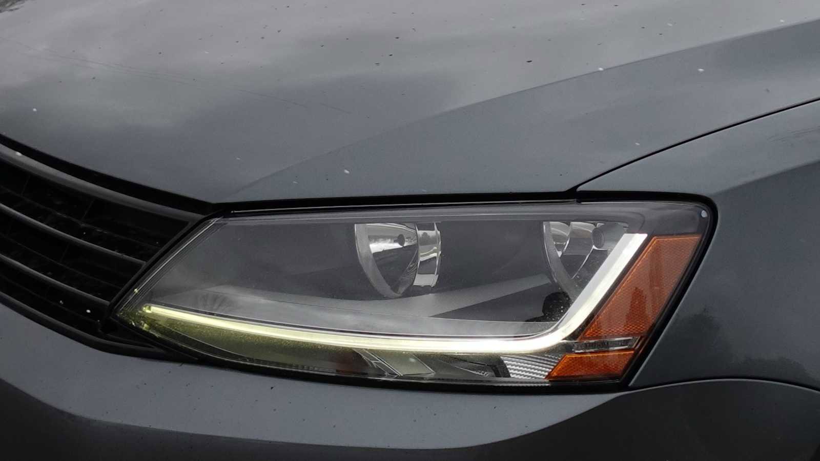 Used 2018 Volkswagen Jetta Sport image 13