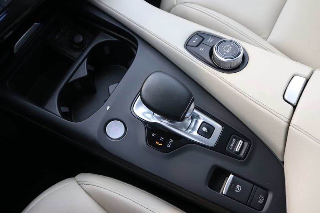 Certified 2020 INFINITI QX50 Luxe w/ Navigation Package image 45