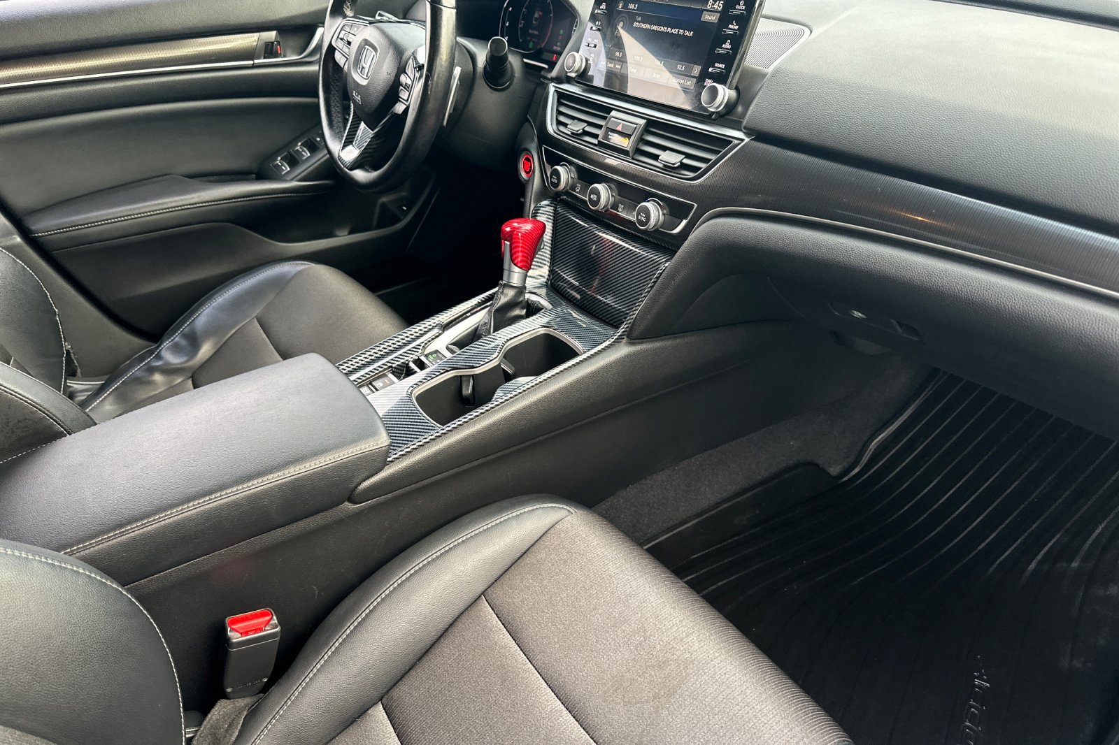 Used 2018 Honda Accord Sport image 16