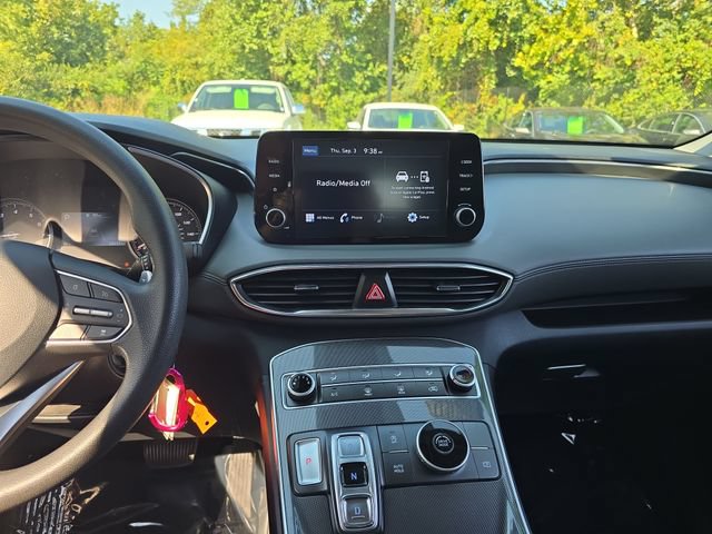 Used 2021 Hyundai Santa Fe SE FWD image 20