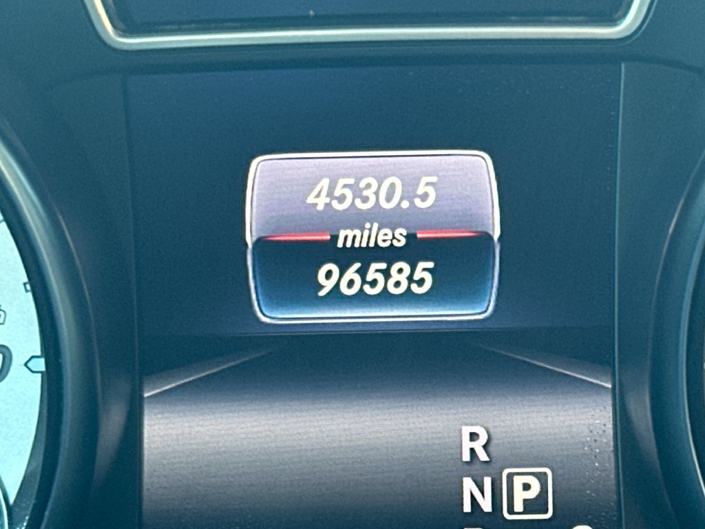 Used 2016 Mercedes-Benz GLA 250 4MATIC image 28
