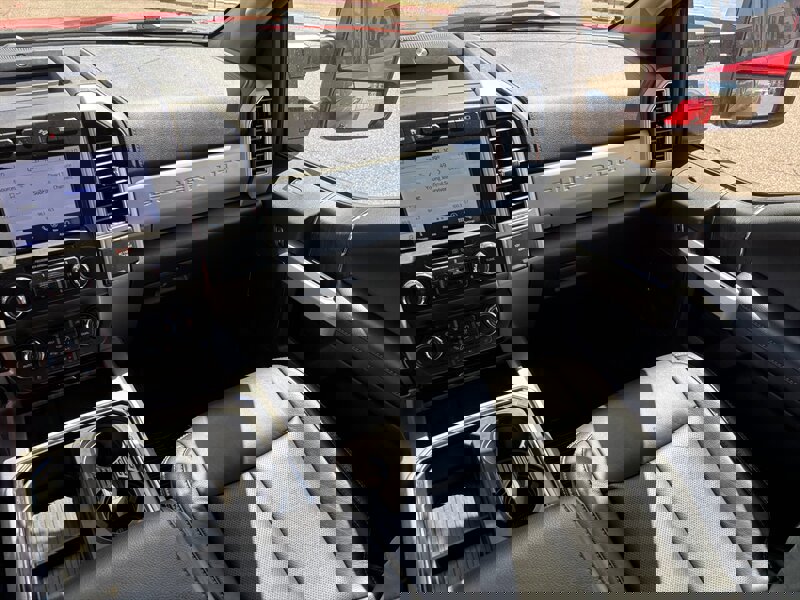 Used 2020 Ford F250 Lariat w/ Lariat Ultimate Package image 24