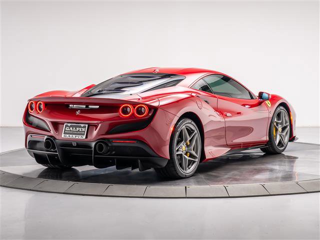 Used 2021 Ferrari F8 Tributo RWD image 5