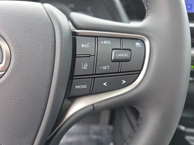 Used 2024 Lexus UX 250h FWD w/ Premium Package image 29
