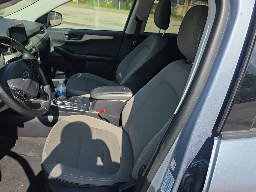 Used 2022 Ford Escape SE w/ Convenience Package AWD/4WD image 9