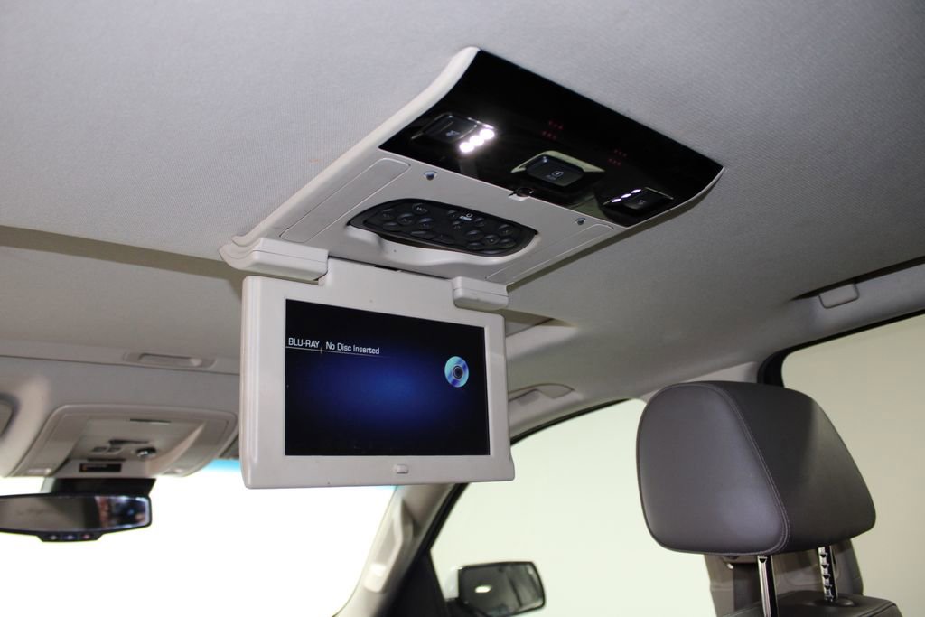 Used 2016 GMC Yukon Denali w/ Open Road Package image 28