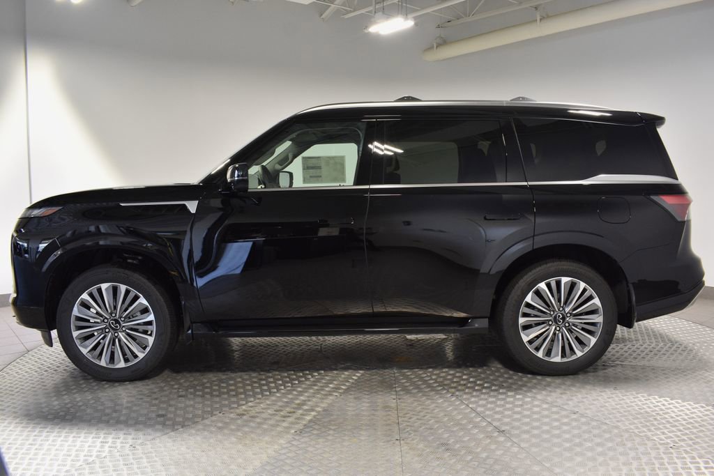 New 2026 INFINITI QX80 Luxe image 2