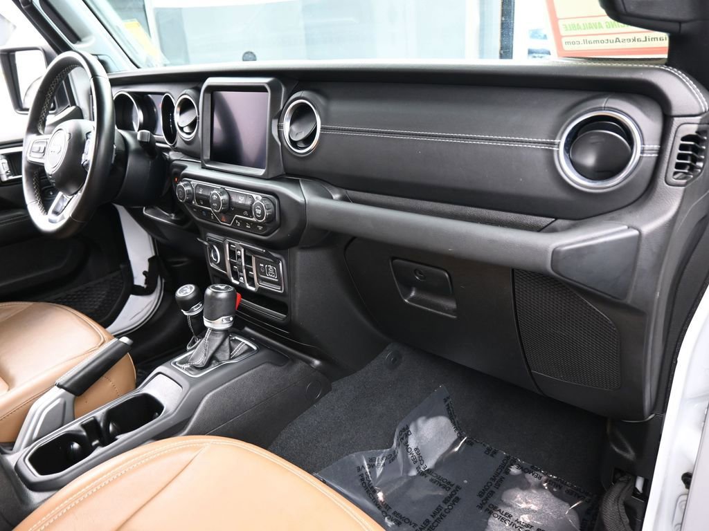 Used 2022 Jeep Wrangler Unlimited Sahara w/ Safety Group image 49
