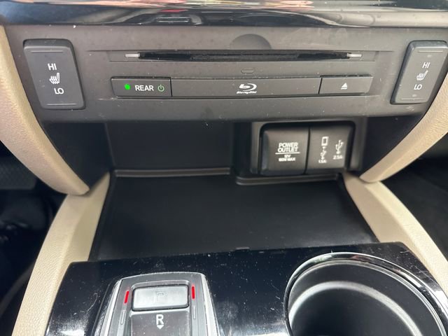 Used 2018 Honda Pilot Touring image 28