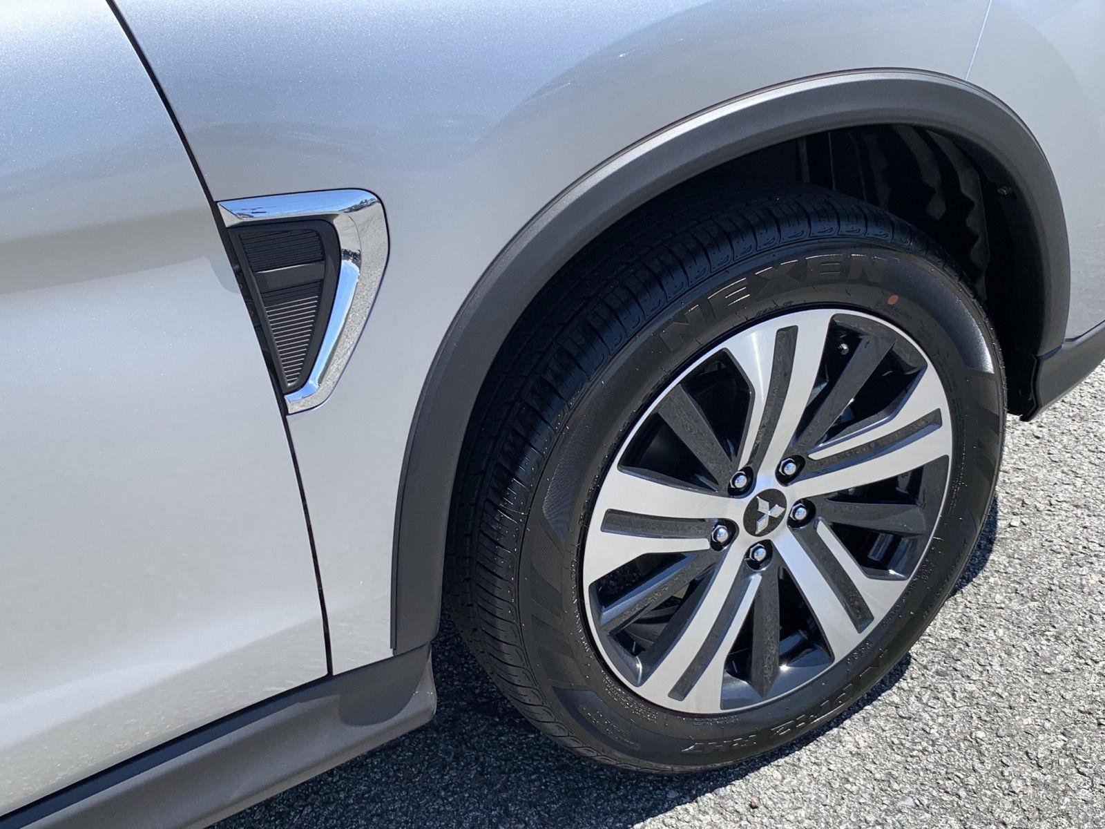 New 2025 Mitsubishi Outlander Sport ES image 28