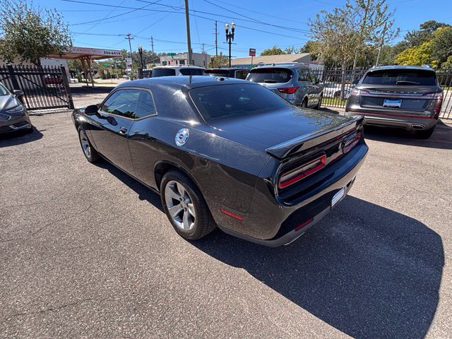 Used 2019 Dodge Challenger SXT RWD image 6