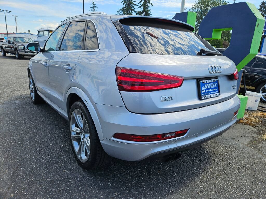 Used 2015 Audi Q3 2.0T Prestige w/ Prestige Package AWD/4WD image 3