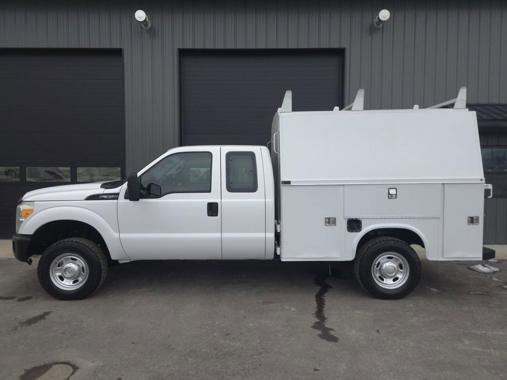 Used 2011 Ford F350 XL w/ Snow Plow Prep Pkg