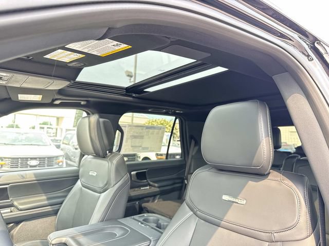 New 2027 Ford Expedition Platinum w/ Stealth Appearance Package AWD/4WD image 13