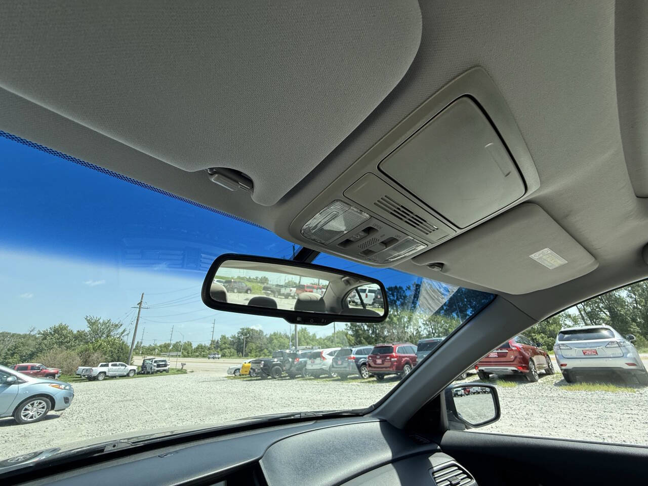 Used 2011 Honda Accord EX-L image 26