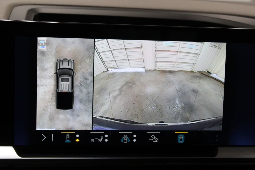Used 2023 Chevrolet Silverado 1500 LTZ AWD/4WD image 59