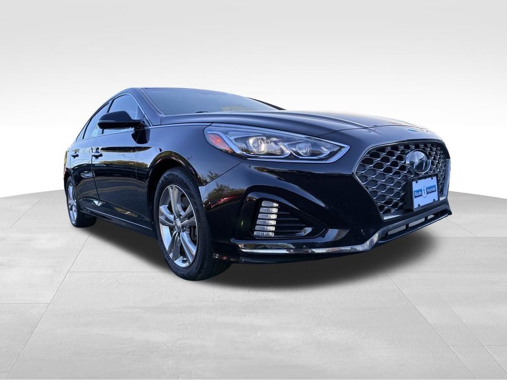 Used 2019 Hyundai Sonata Limited w/ Ultimate Package 04