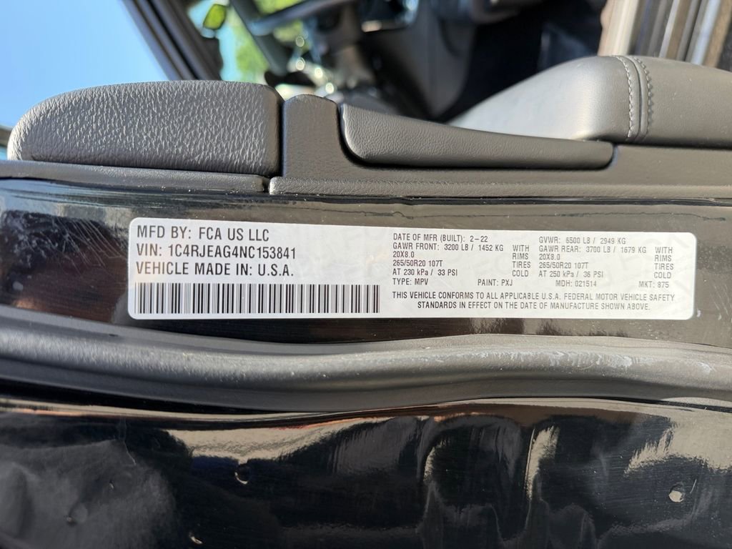 Used 2022 Jeep Grand Cherokee Laredo X RWD image 30