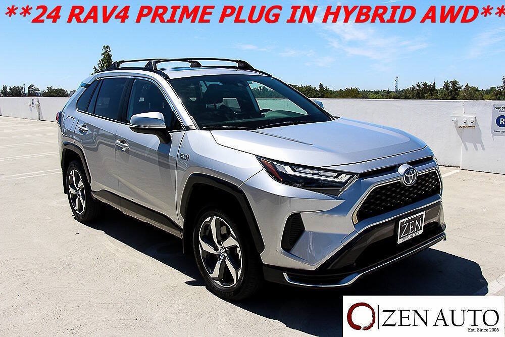 Used 2024 Toyota RAV4 SE w/ Weather & Moonroof Package AWD/4WD image 40