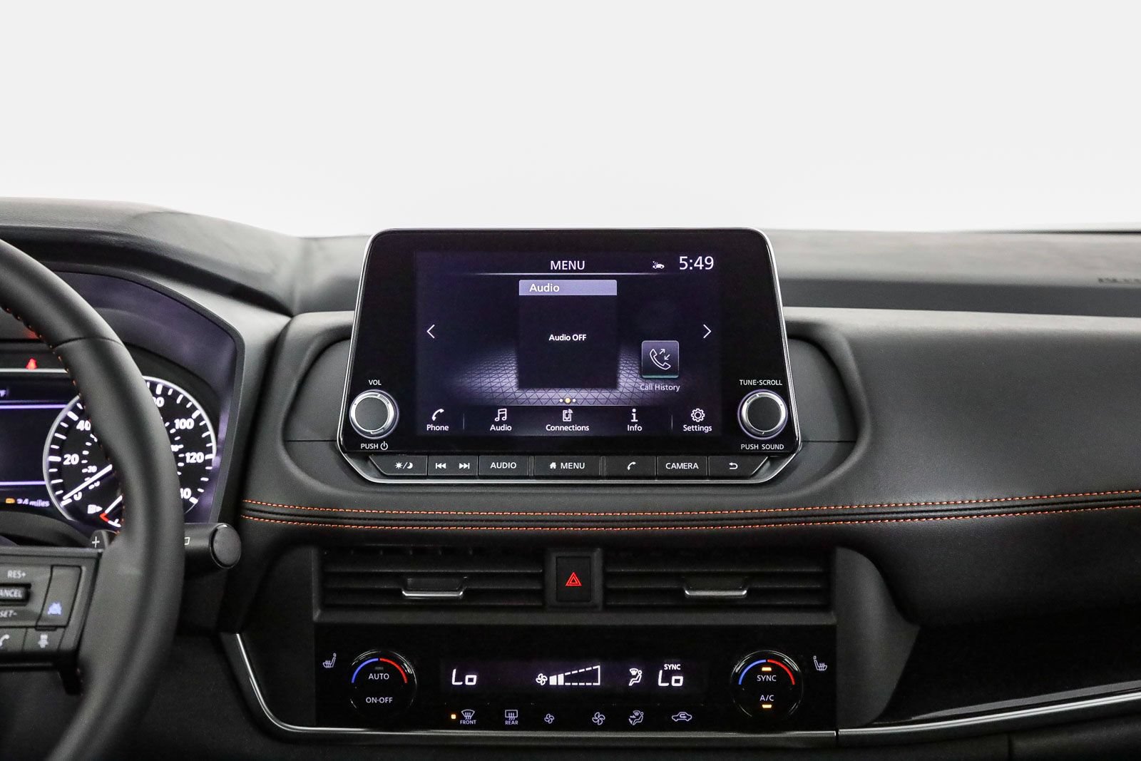 Used 2025 Nissan Rogue SV AWD/4WD image 16