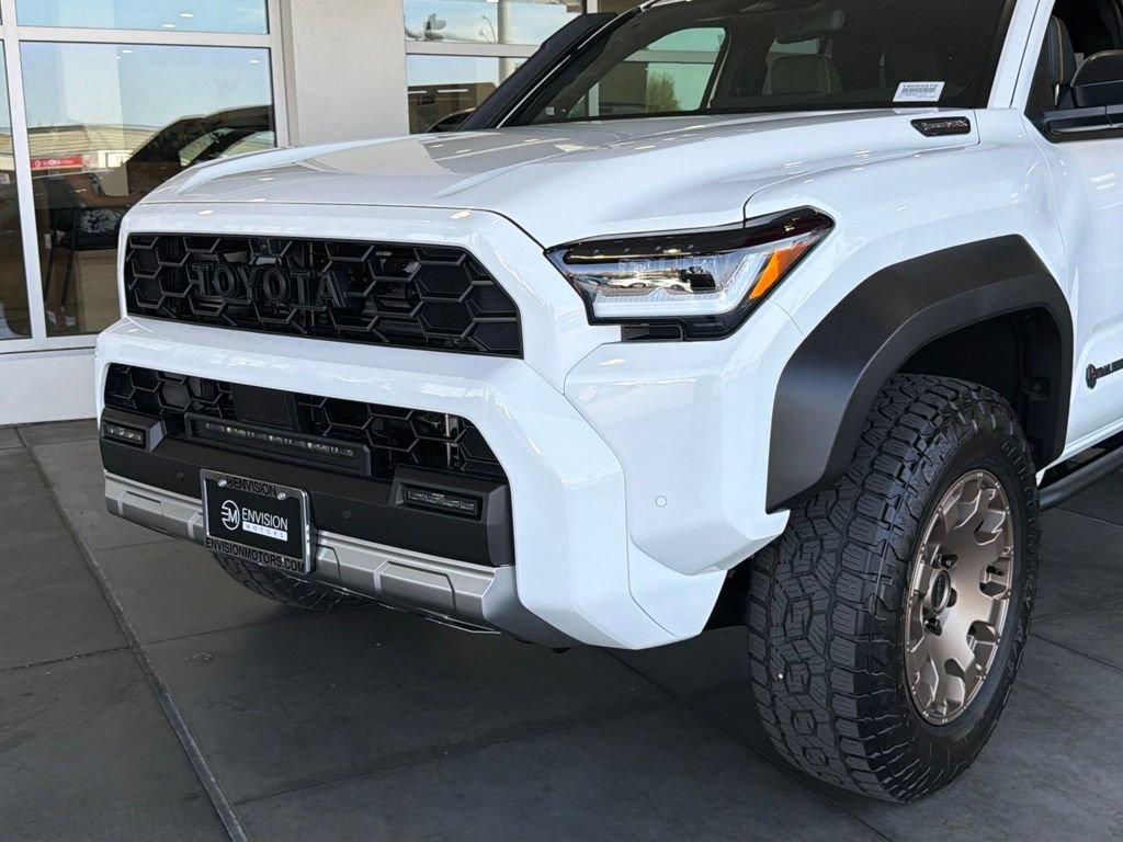 New 2026 Toyota 4Runner Trailhunter AWD/4WD image 3