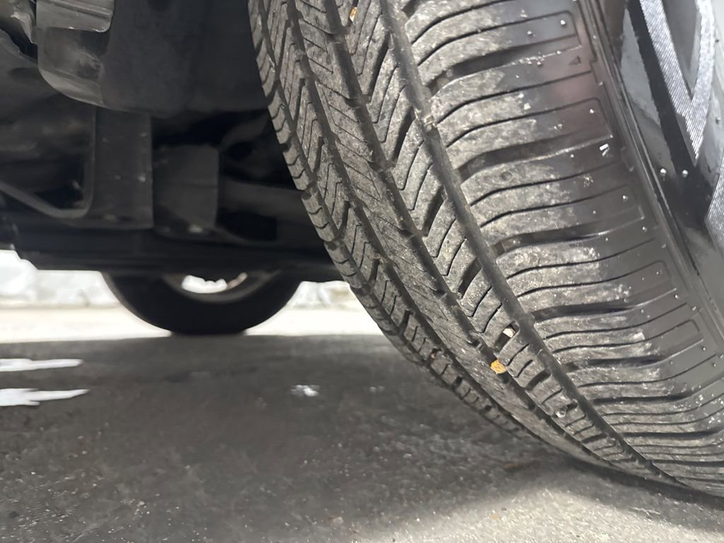 Used 2023 Kia Sorento LX FWD image 40