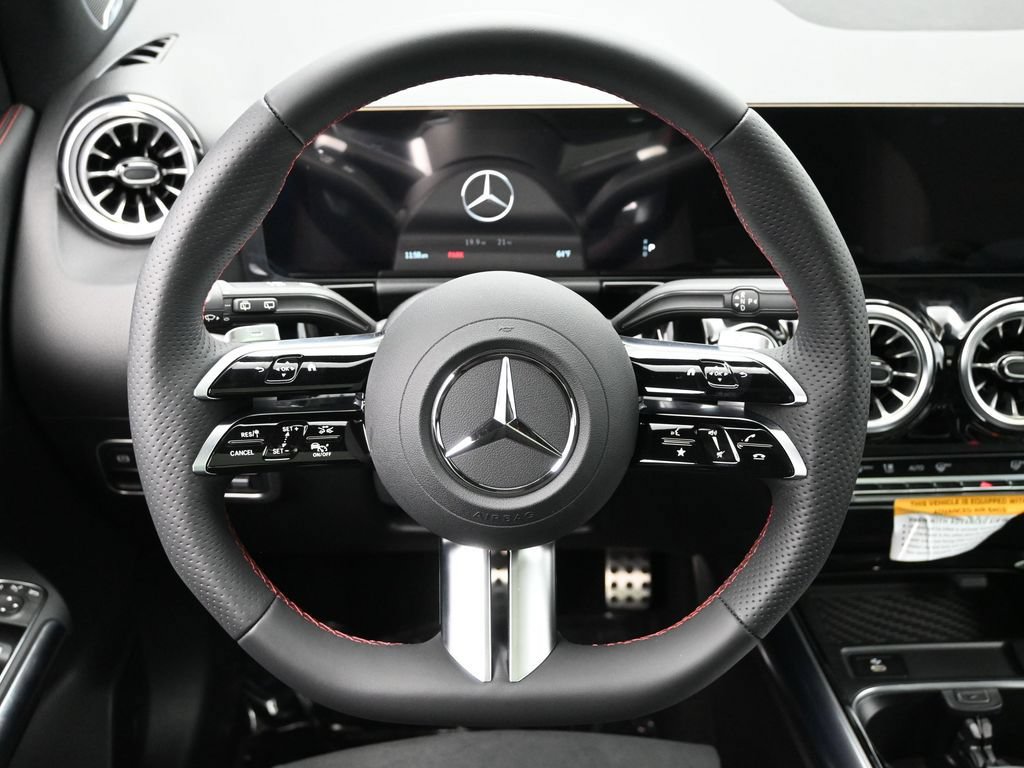 New 2025 Mercedes-Benz GLA 250 4MATIC image 19