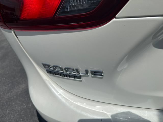 Used 2019 Nissan Rogue Sport SL w/ Premium Package AWD/4WD image 38