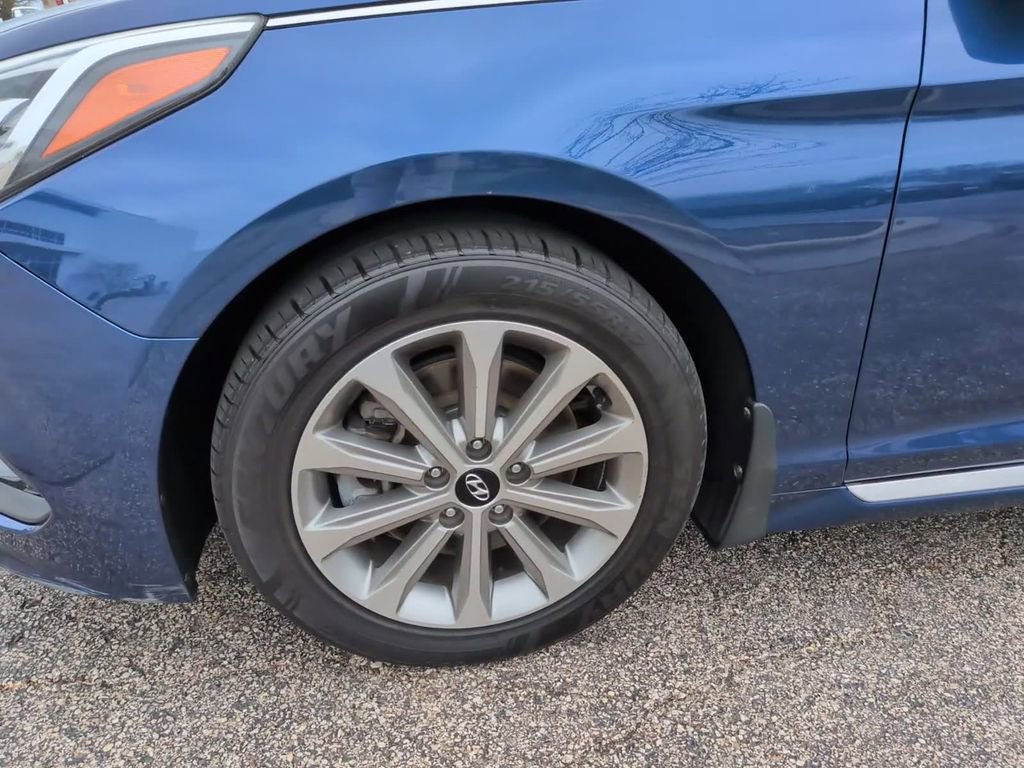 Used 2016 Hyundai Sonata Limited w/ Option Group 05 image 16