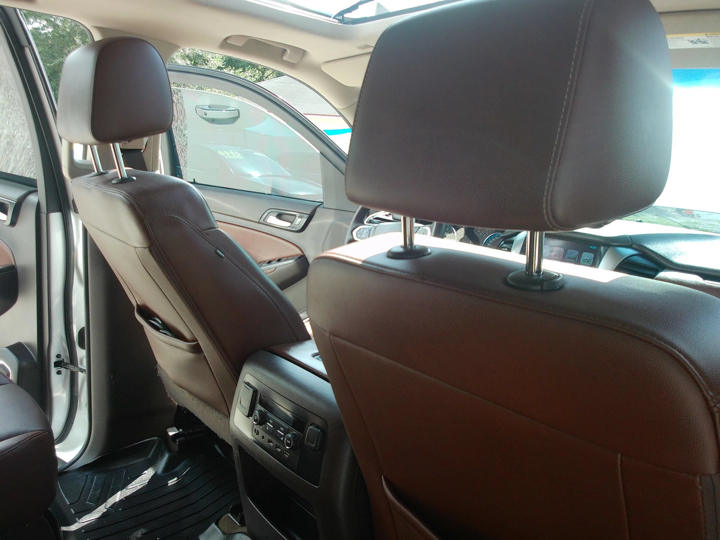 Used 2017 Chevrolet Suburban Premier RWD image 42
