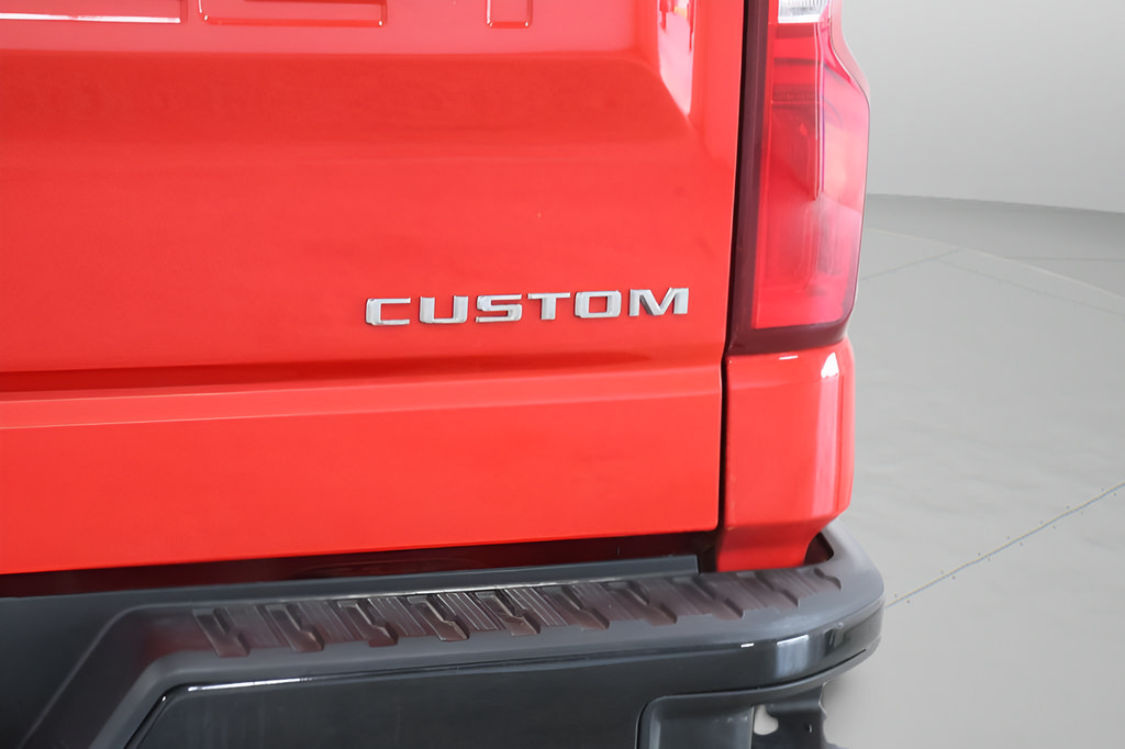 Used 2022 Chevrolet Silverado 1500 Custom Trail Boss w/ Safety Confidence Package AWD/4WD image 37