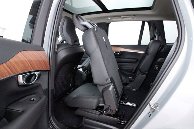 Certified 2025 Volvo XC90 B6 Plus w/ Protection Package Premier image 6