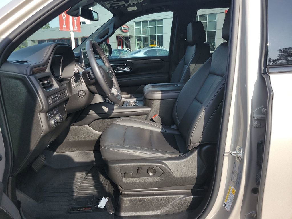 Used 2022 Chevrolet Tahoe Z71 w/ Luxury Package image 16