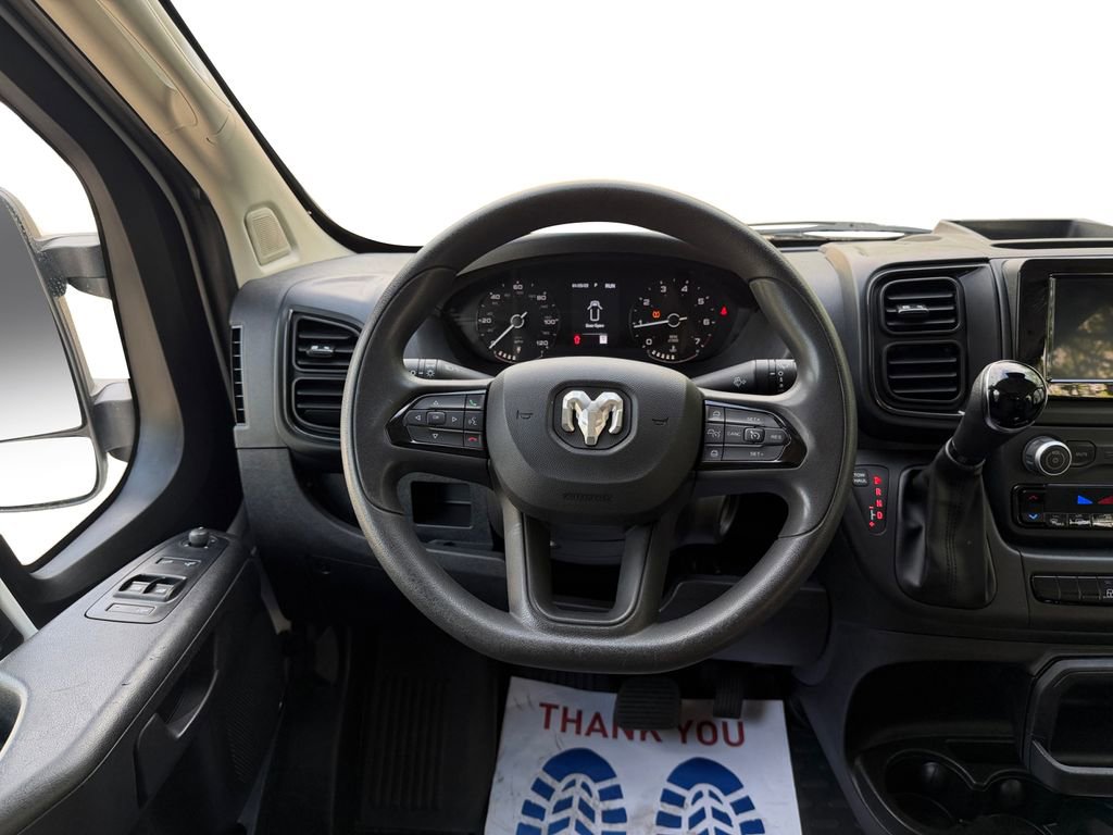 Used 2024 RAM ProMaster 2500 w/ Convenience Group image 12