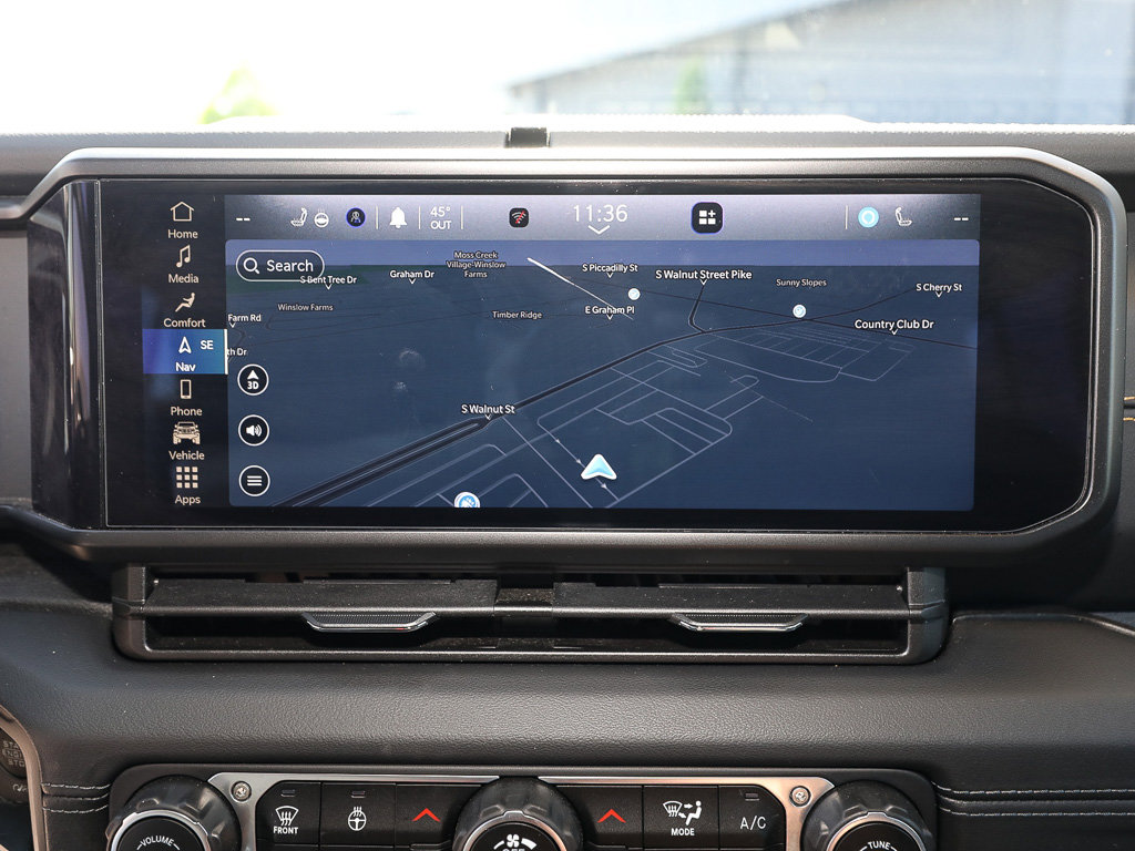 Used 2024 Jeep Wrangler Sahara w/ Technology Group image 16