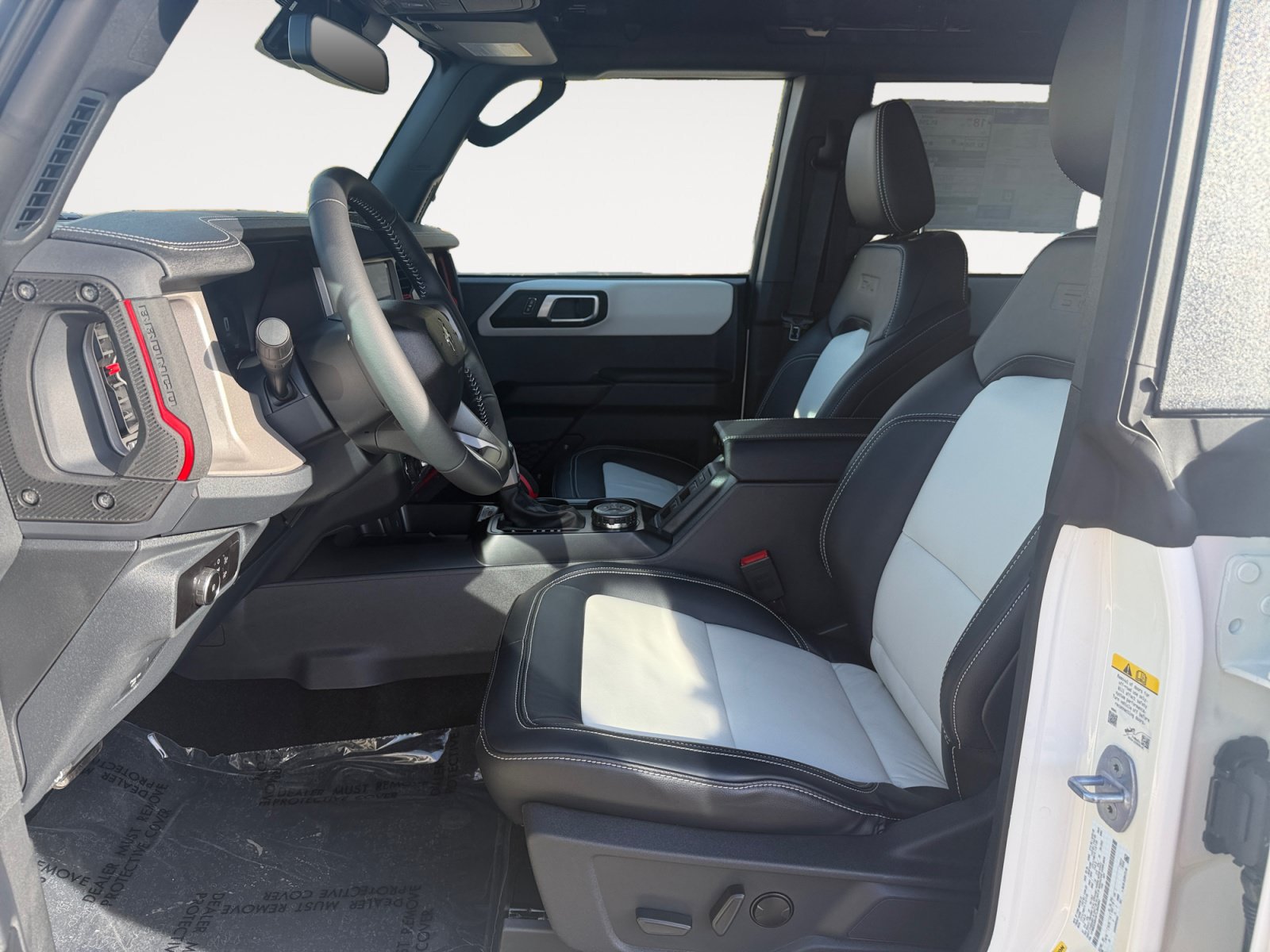 New 2026 Ford Bronco Outer Banks w/ Sasquatch Package AWD/4WD image 9