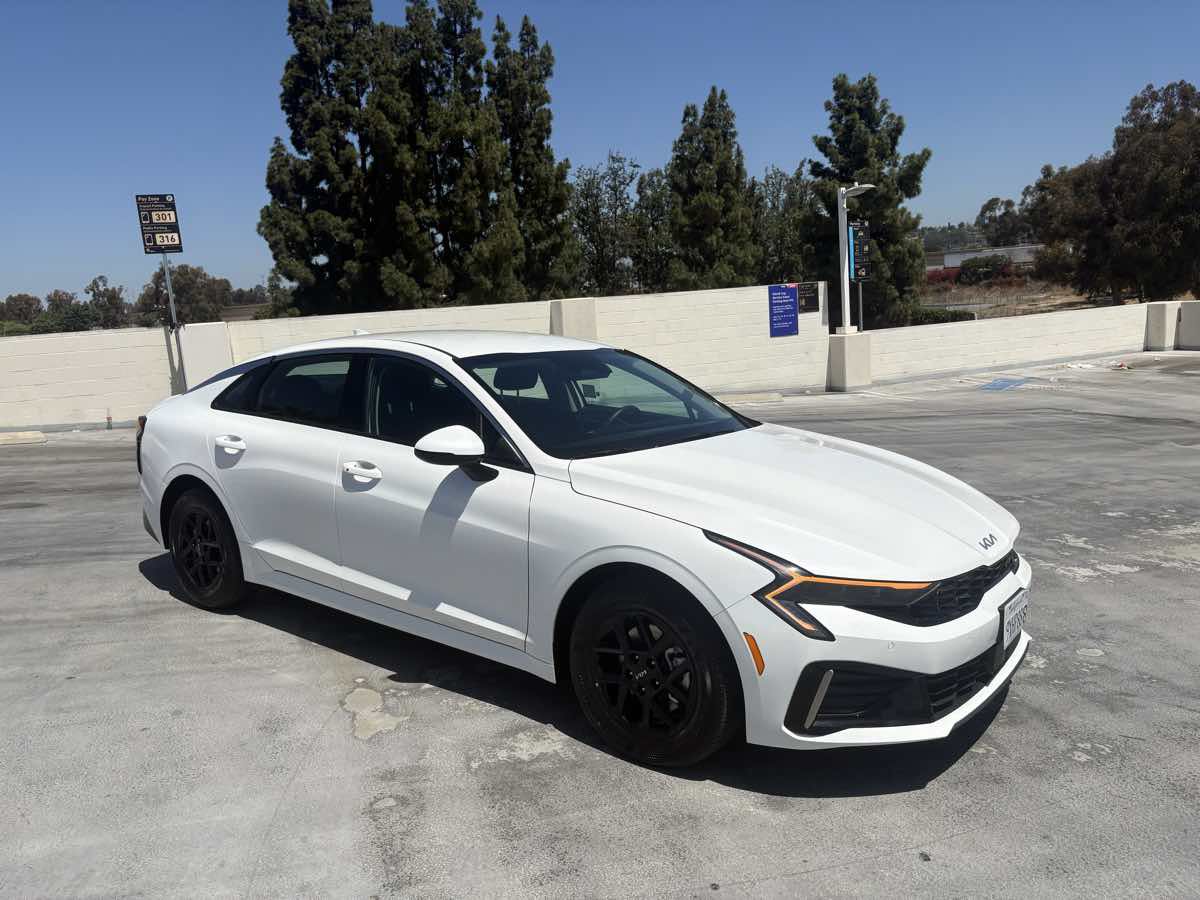 Used 2026 Kia K5 LXS FWD image 32