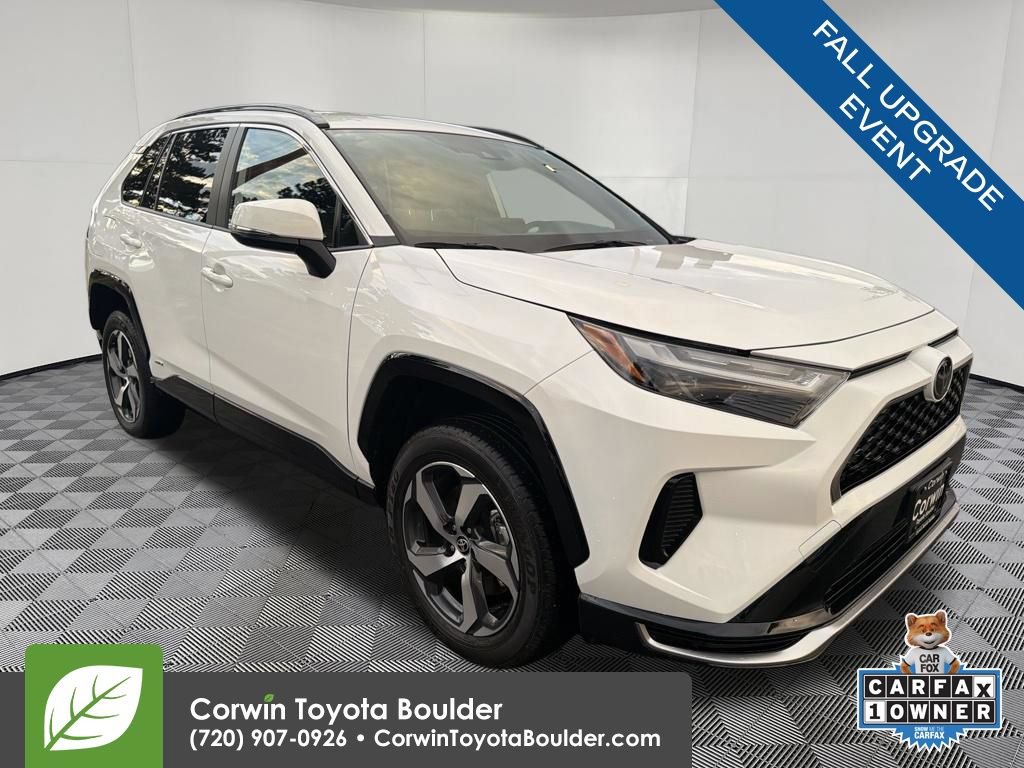 Used 2025 Toyota RAV4 SE AWD/4WD image 1