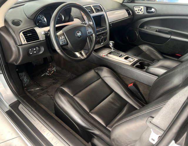 Used 2007 Jaguar XKR R image 11